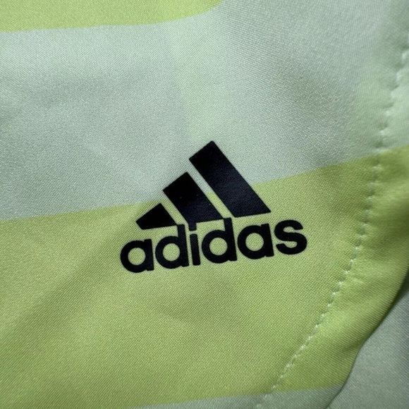 NWT Adidas Women's 4” Run Fast Running Split Shorts Almost Lime Pulse Neon XS - Picture 5 of 9